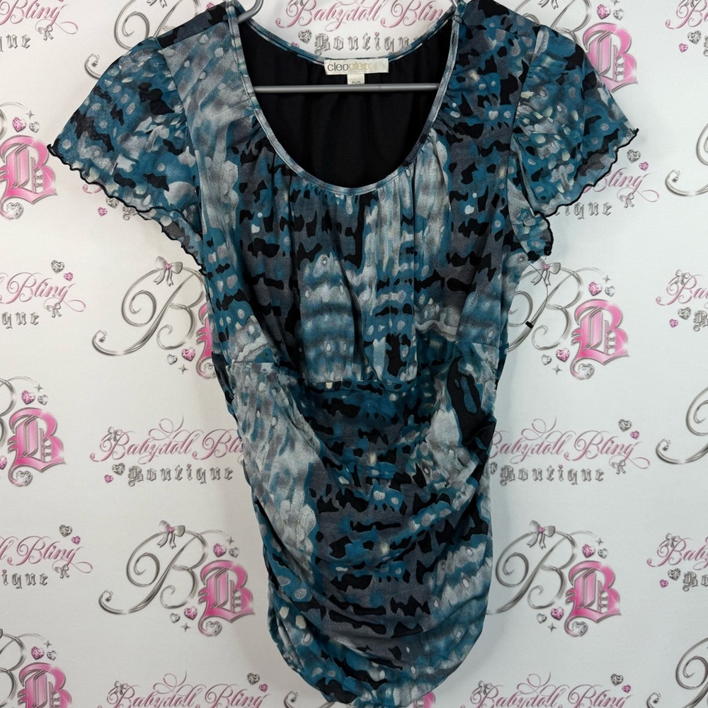 Cleo T-shirt ruffle trim abstract cinch detail Blue and Black Patterned Blouse